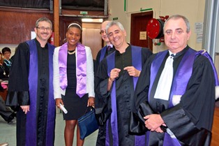 Voir l'image 6A-0700-Ceremonie Diplomes_2014.jpg en taille relle